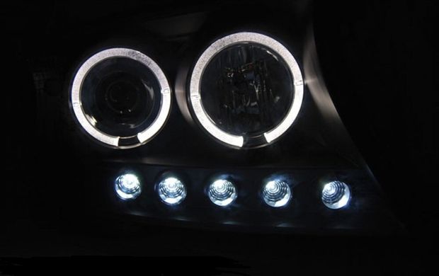 Оптика передняя, фары на Тойота Ленд Крузер 200 тюнинг фото