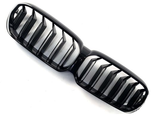Решетка радиатора (ноздри) BMW G30 / G31 стиль M черная глянцевая (20-22 г.в.) тюнинг фото