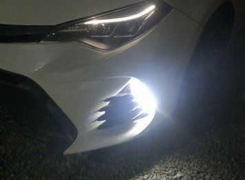 Противотуманные фары с рамками Toyota Corolla S SE (2017-...) тюнинг фото