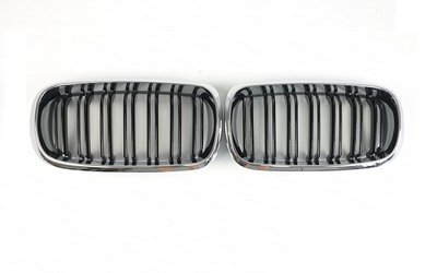 Решітка радіатора на BMW X5 F15 / X6 F16 М чорна + хром рамка тюнінг фото