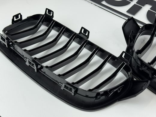 Решетка радиатора, ноздри для БМВ F30/F31, черный глянец (Sedan/Kombi) тюнинг фото
