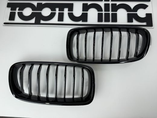 Решетка радиатора, ноздри для БМВ F30/F31, черный глянец (Sedan/Kombi) тюнинг фото