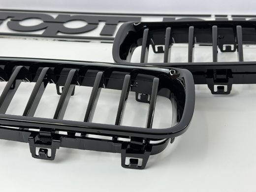 Решетка радиатора, ноздри для БМВ F30/F31, черный глянец (Sedan/Kombi) тюнинг фото