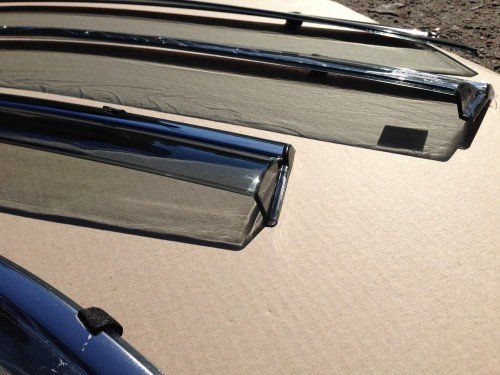 Дефлектори вікон вітровики на Toyota Camry 40 з хром молдингом з нержавіючої сталі тюнінг фото
