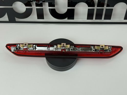 Центральный стоп-сигнал VW POLO (2002-2010) красный тюнинг фото