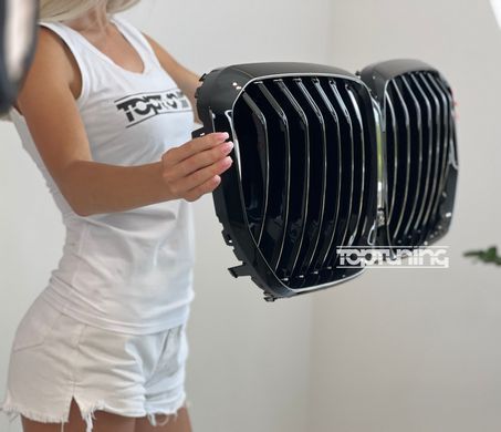 Решітка радіатора на BMW X5 G05 чорний глянець (19-22 р.в.) тюнінг фото