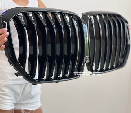 Решітка радіатора на BMW X5 G05 чорний глянець (19-22 р.в.) тюнінг фото