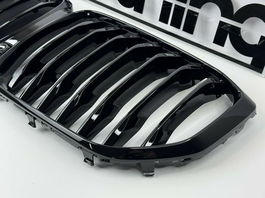 Решітка радіатора на BMW X5 G05 чорний глянець (19-22 р.в.) тюнінг фото