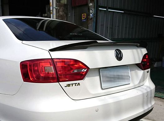Спойлер на Volkswagen Jetta 6 стиль М4 чорний глянсовий ABS-пластик тюнінг фото