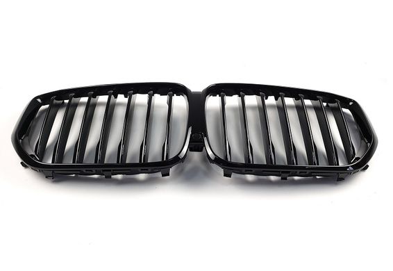 Решетка радиатора на BMW X5 G05 черный глянец (19-22 г.в.) тюнинг фото
