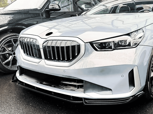Накладка переднего бампера BMW 5 G60 / G61 2024+ тюнинг фото