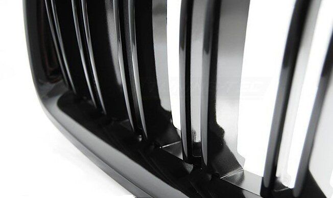 Решетка радиатора, ноздри на БМВ F30/F31 стиль М3 черный глянец тюнинг фото
