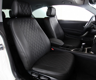 Чехлы на сиденье из искусственной кожи Volkswagen Polo седан (09-15 г.в.) тюнинг фото
