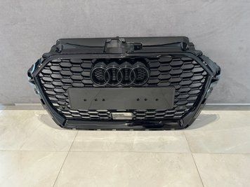 Решітка радіатора Audi A3 8V ACC стиль RS3 чорний глянець (16-20 р.в.) тюнінг фото