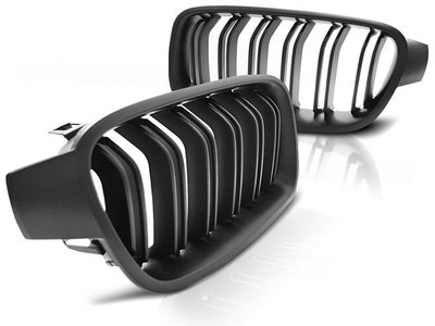 Решітка радіатора, ніздрі на БМВ F30 / F31 стиль М3 чорна матова тюнінг фото