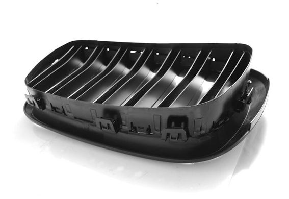 Решетка радиатора BMW X5 F15 / X6 X16 черная глянцевая тюнинг фото
