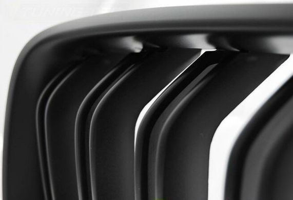 Решітка радіатора, ніздрі на БМВ F30 / F31 стиль М3 чорна матова тюнінг фото