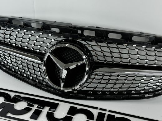 Решітка радіатора на MERCEDES W212 в стилі Diamond (14-16 р.в.) тюнінг фото