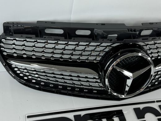 Решітка радіатора на MERCEDES W212 в стилі Diamond (14-16 р.в.) тюнінг фото