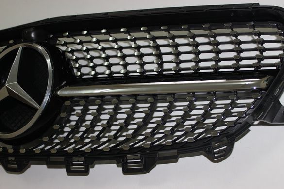 Решітка радіатора на MERCEDES W212 в стилі Diamond (14-16 р.в.) тюнінг фото
