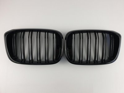 Решетка радиатора BMW X3 G01 / X4 G02 стиль М черная глянцевая тюнинг фото