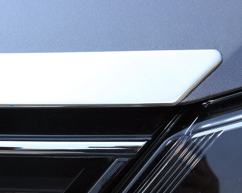 Хромована накладка капота Volkswagen Jetta MK6 тюнінг фото
