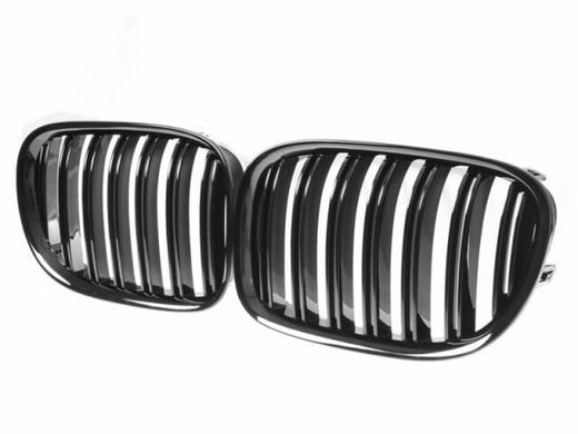 Решетка радиатора BMW F01 черная глянцевая, стиль М тюнинг фото