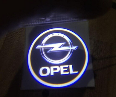 Подсветка дверей для Opel Insignia тюнинг фото