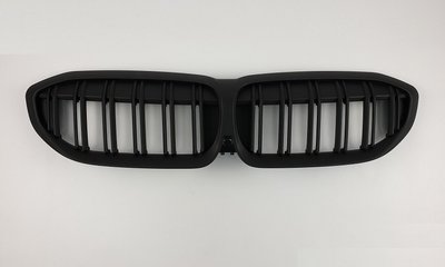 Решетка радиатора BMW G20 стиль M черная матовая тюнинг фото