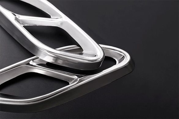 Хромированные накладки на глушитель для Mercedes тюнинг фото