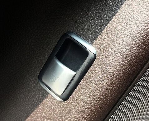 Хромовані накладки кнопок склопідйомника Mercedes тюнінг фото