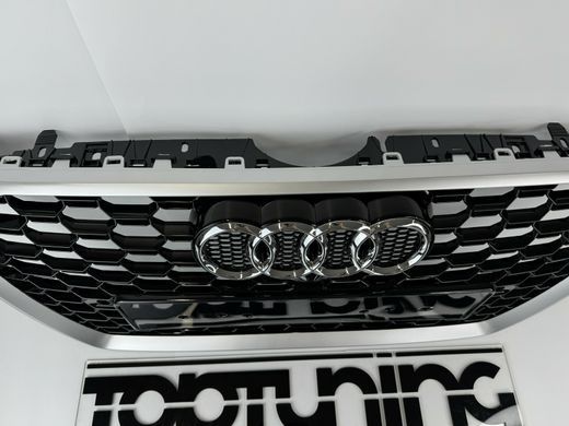 Решітка тюнінгова для Ауді A4 B9 в стилі RS4 хром тюнінг фото
