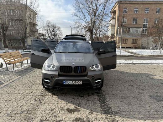 Решетка радиатора BMW X5 Е70, X6 E71 м стиль, триколор тюнинг фото