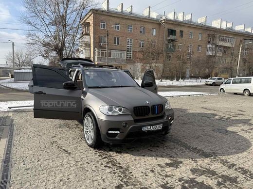 Решетка радиатора BMW X5 Е70, X6 E71 м стиль, триколор тюнинг фото