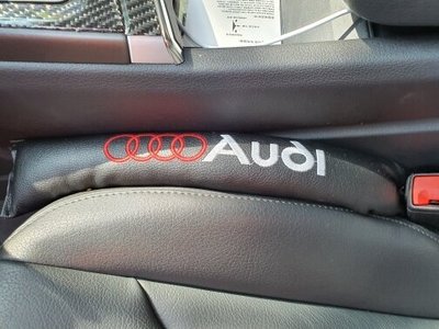 Уплотнители в зазор автомобильного сиденья Audi тюнинг фото