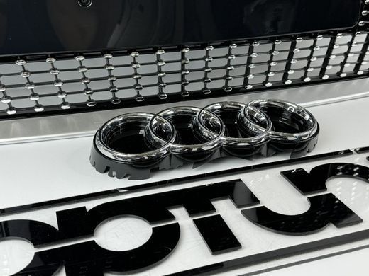 Решітка радіатора Ауді A4 B9 в стилі Diamond GT тюнінг фото