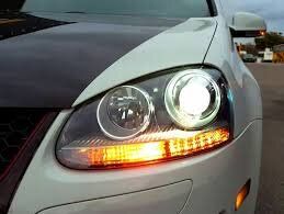 Оптика передняя, фары на VW Golf 5 стиль GTI тюнинг фото