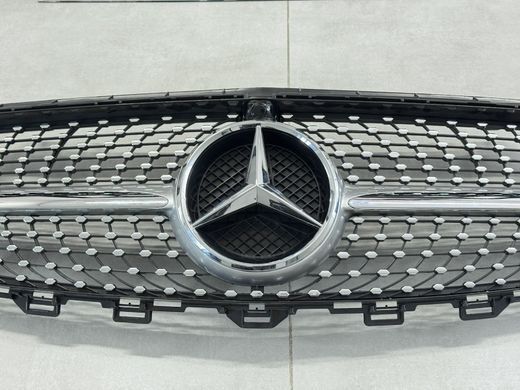 Решетка радиатора Mercedes W213 Diamond Black тюнинг фото