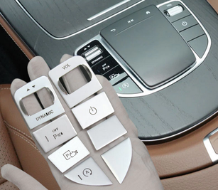 Накладки на кнопки мультимедийного центра Mercedes Benz E Class W213 тюнинг фото