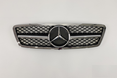 Решетка радиатора Mercedes W203 черная + хром тюнинг фото