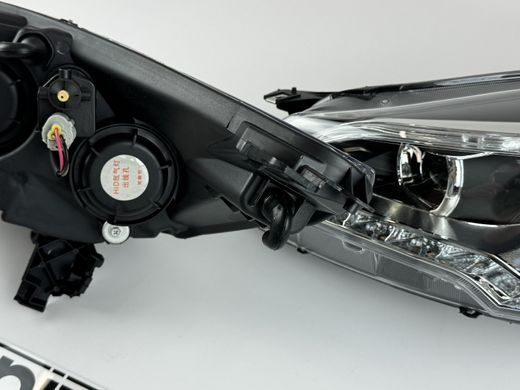 Оптика передняя, фары на Ford Kuga II (2013-...) тюнинг фото