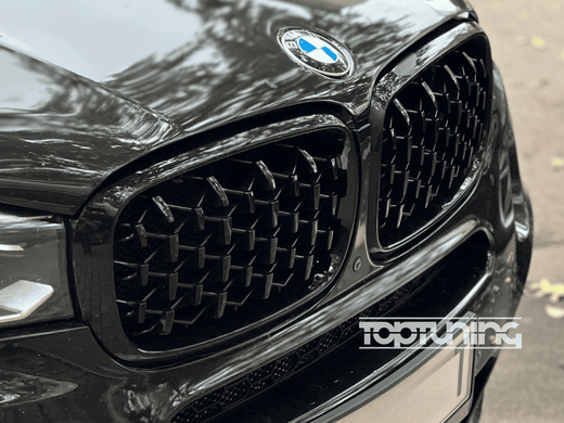 Решетка радиатора на BMW X5 F15 / X6 F16 стиль Diamond Black тюнинг фото