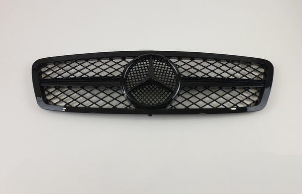 Решетка радиатора Mercedes W203 черный глянец тюнинг фото