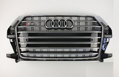 Решетка радиатора Audi Q3 SQ3 черная с хром рамкой (15-18 г.в.) тюнинг фото