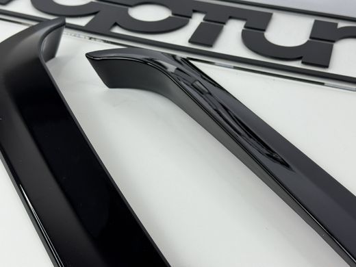 Бічні спойлера на заднє скло VW Tiguan II тюнінг фото