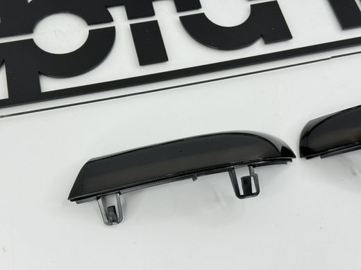 Динамічні покажчики повороту Volkswagen Passat B6, B5, Golf , jetta Skoda SuperB димчаті тюнінг фото