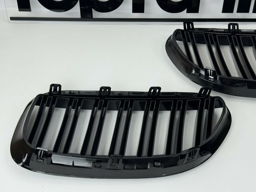 Решетка радиатора BMW 6 F06, F12, F13 стиль М6 черная глянцевая тюнинг фото