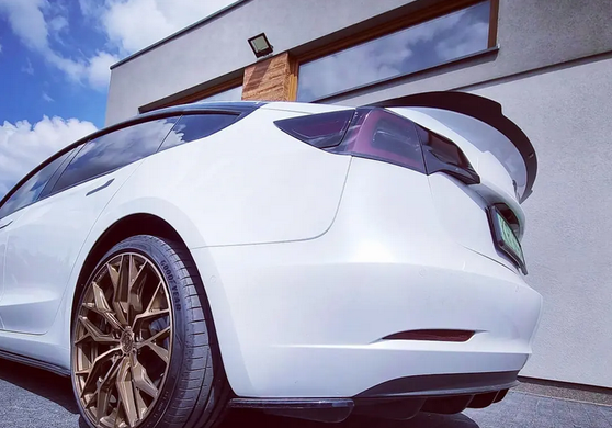 Спойлер багажника Tesla Model Y стиль Makston Design чорний глянсовий (2020-...) тюнінг фото