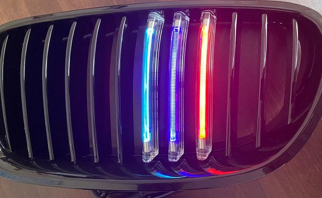 Решетка радиатора, ноздри для BMW F10 с Led подсветкой тюнинг фото
