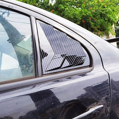 Накладки (зябра) на вікна задніх дверей Mitsubishi Lancer X під карбон тюнінг фото